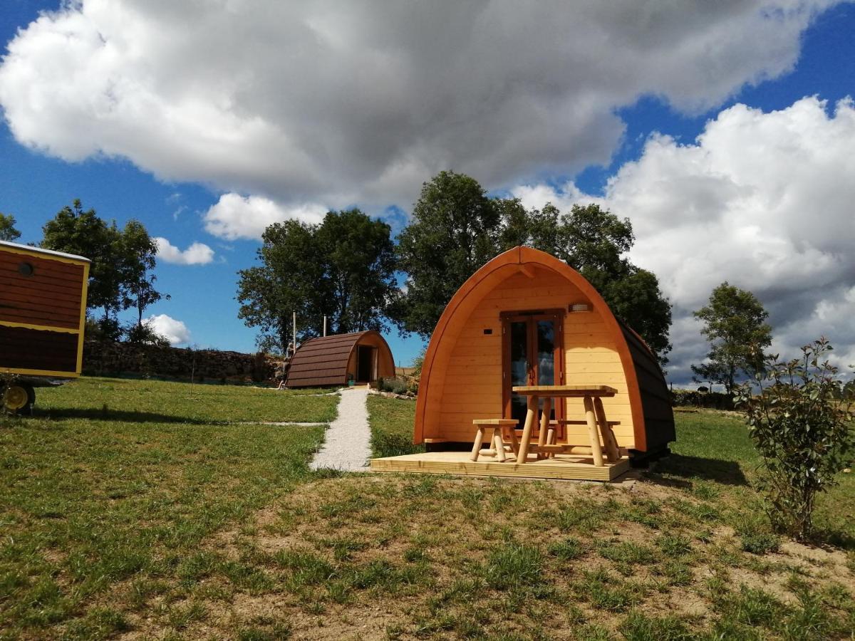 Les Roulottes De La Ferme Des Chanaux Saint-Julien-d'Ance Экстерьер фото